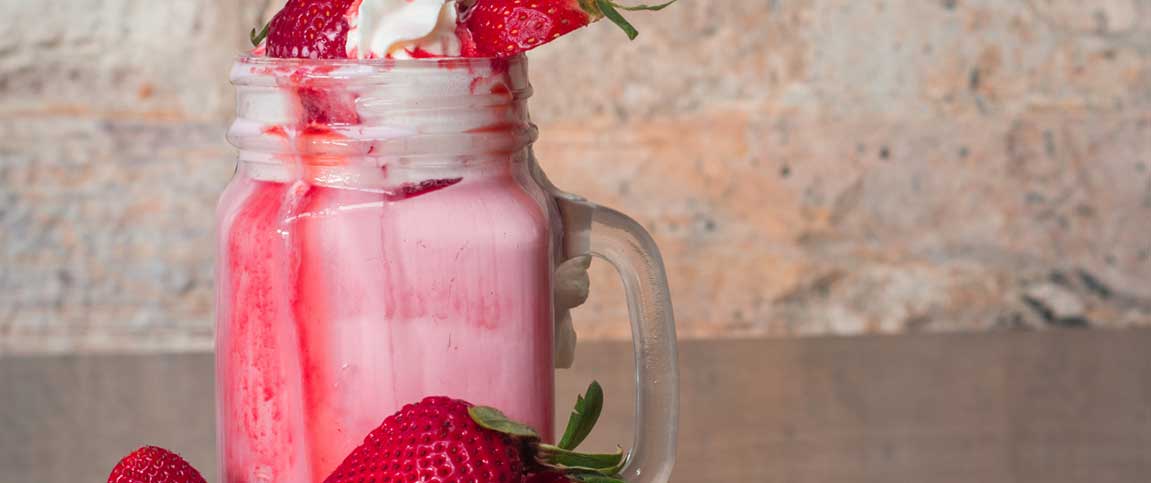 Strawberry Rum Shake 